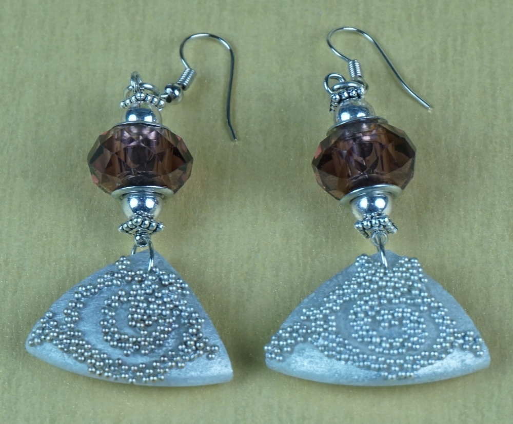 orecchino pagoda alabastro con perlato argento